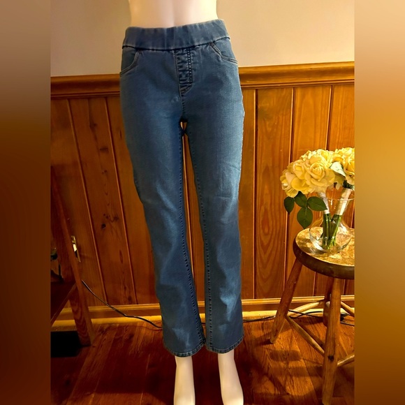 Pull on denim jeggings, 10P Lee Styleup boot cut flat front jeans, petite, short - Picture 1 of 12